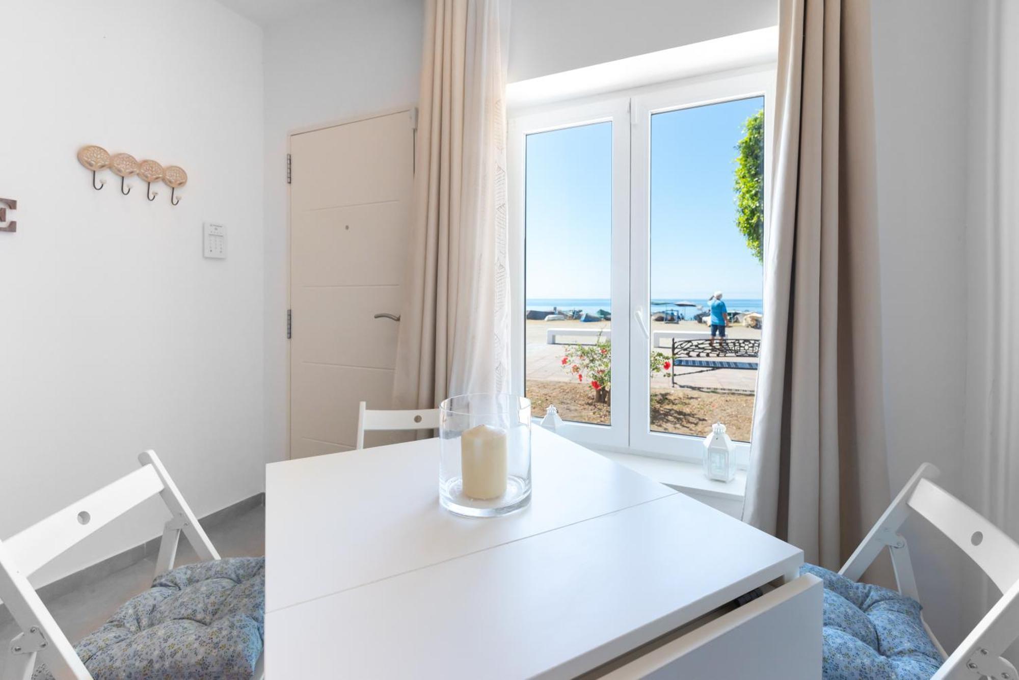 Wintowinrentals Dream On The Beachfront Apartment